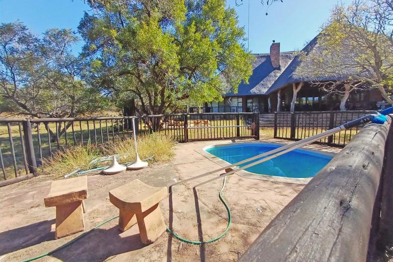 5 Bedroom Property for Sale in Vaalkop Dam North West